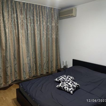 Fabian Central Apartment Bukarest Eksteriør billede