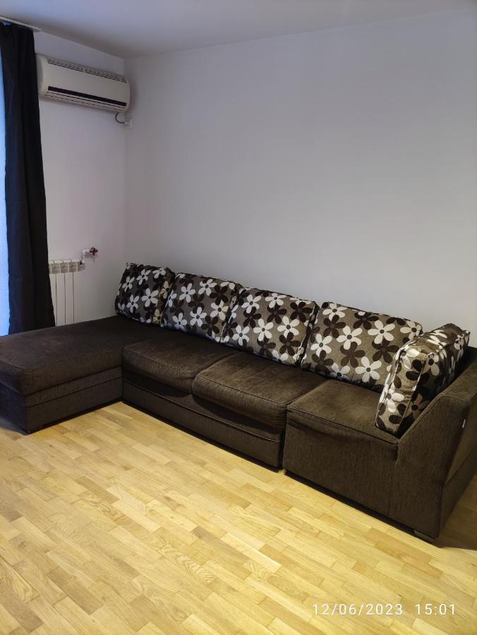 Fabian Central Apartment Bukarest Eksteriør billede
