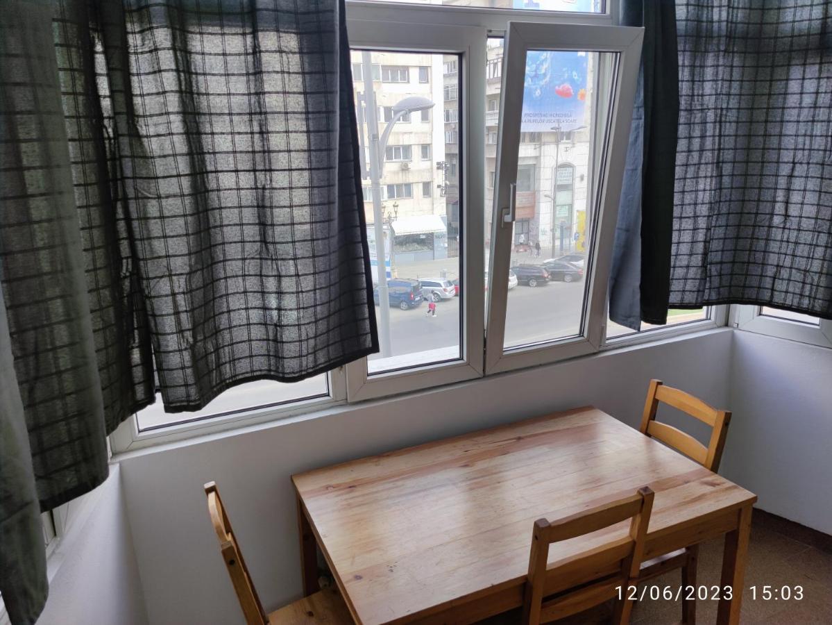 Fabian Central Apartment Bukarest Eksteriør billede
